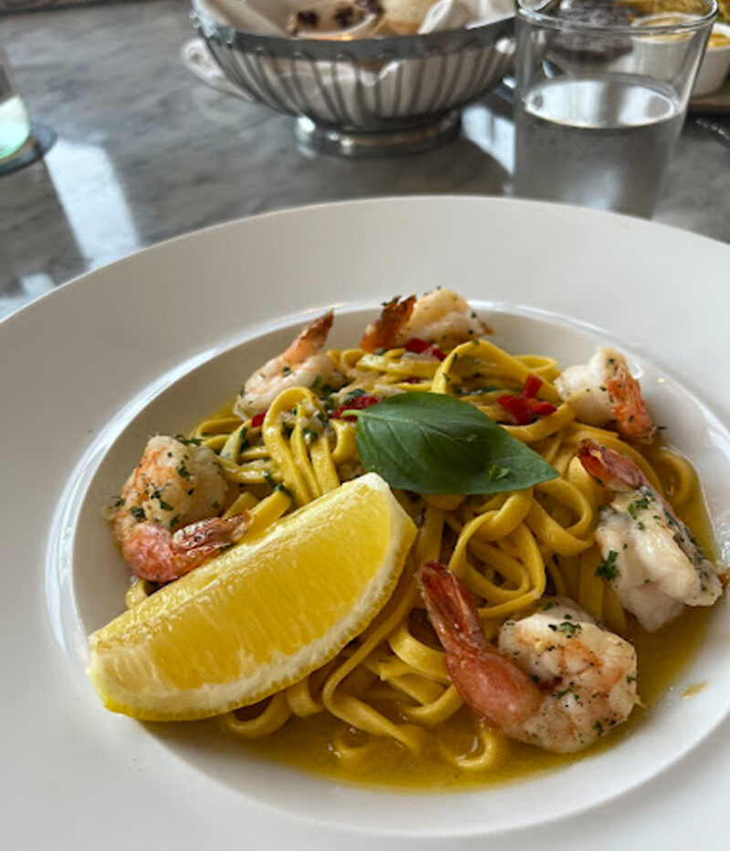 قیمت ووچر رستوران St Tropez Bistro دبی