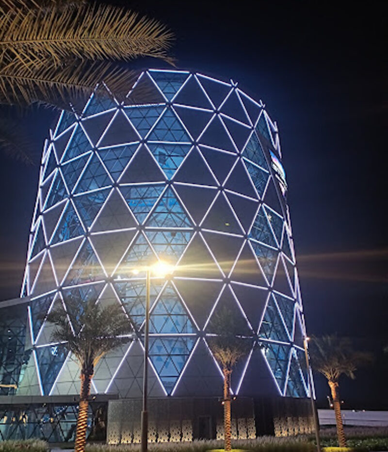 ووچر ترن هوایی طوفان دبی