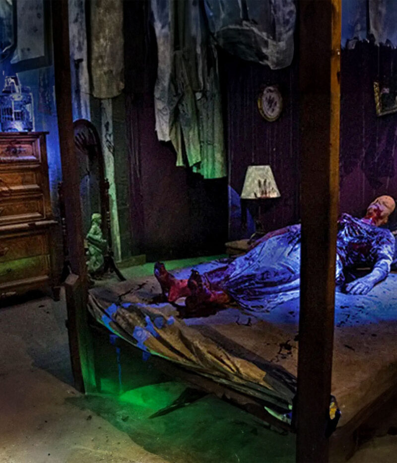 قیمت ووچر خانه تسخیر شده هیستریا دبی 