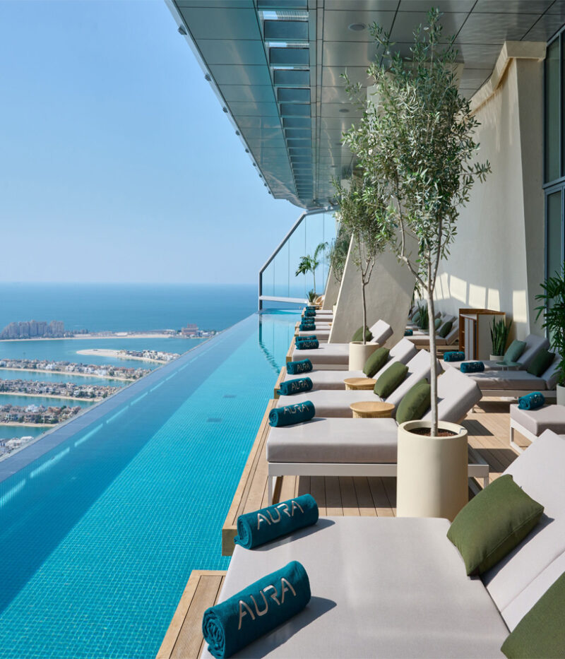 عکس استخر اینفینیتی (آئورا) دبی