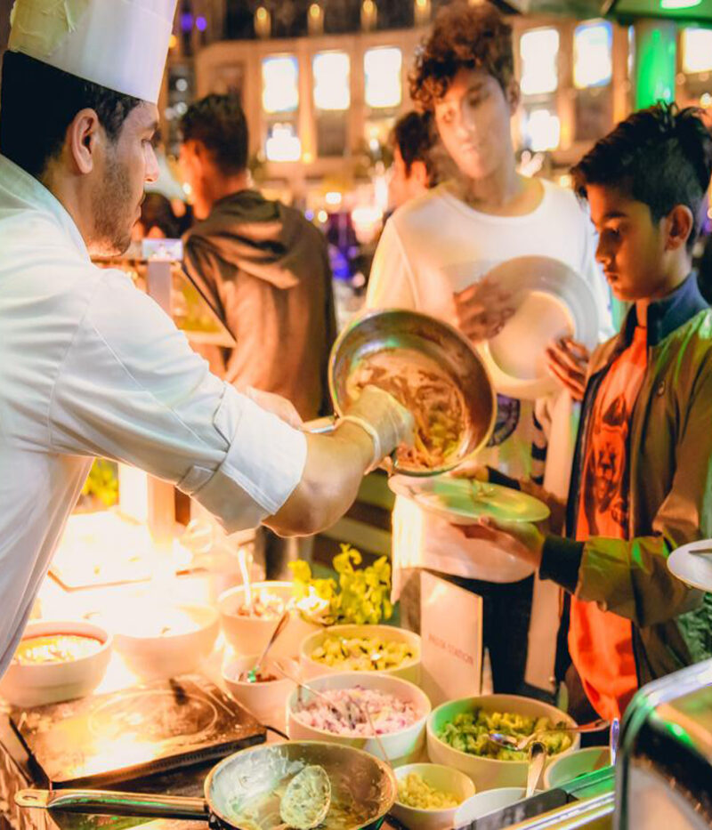 شام کشتی لوتوس دبی