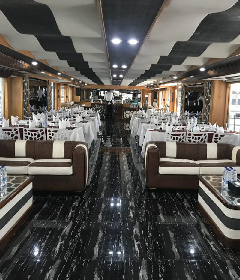 عکس کشتی لوتوس دبی