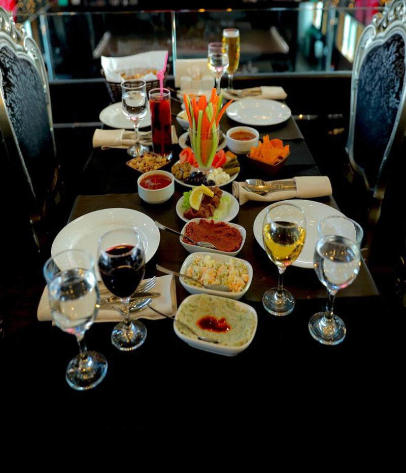 امکانات تور کشتی سوداتور استانبول